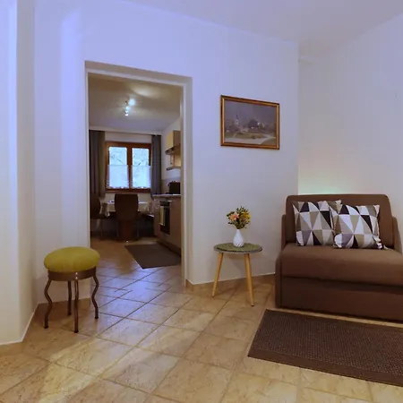 Apartment Dallavia *