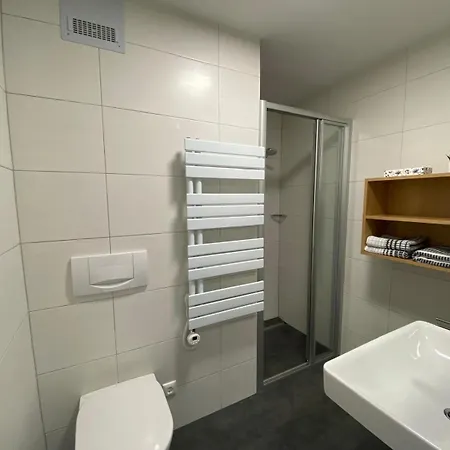Dallavia Apartment